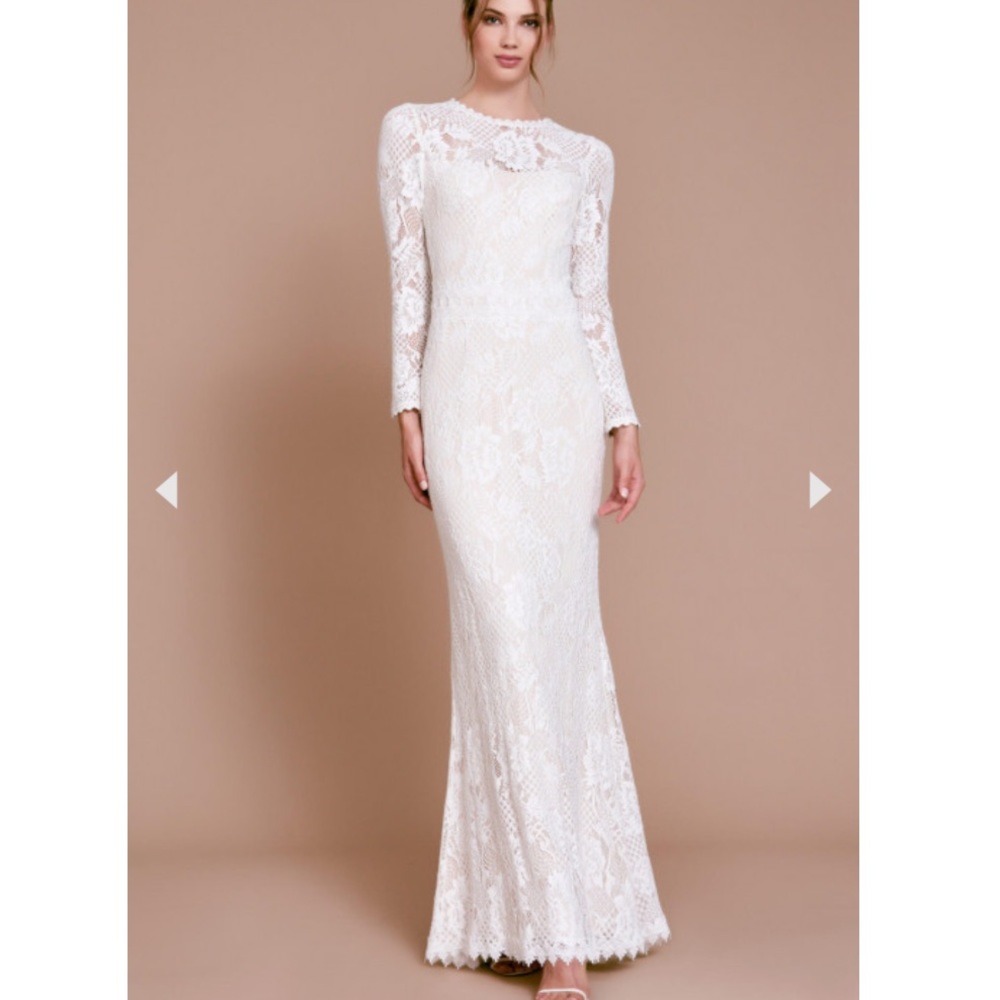 NWT BHLDN x Tadashi Shoji Tenley Long-sleeve lace gown